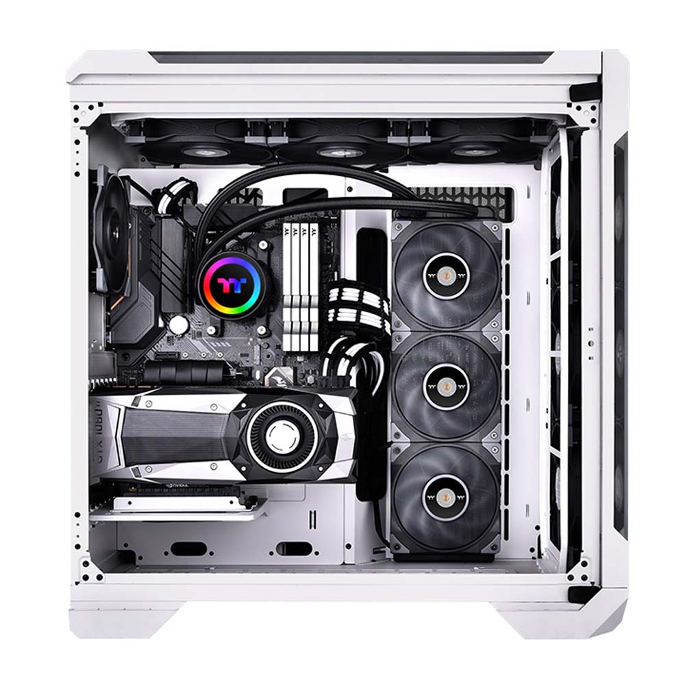 お得100%新品 Thermaltake/サーマルテイク 水冷一体型CPUクーラー